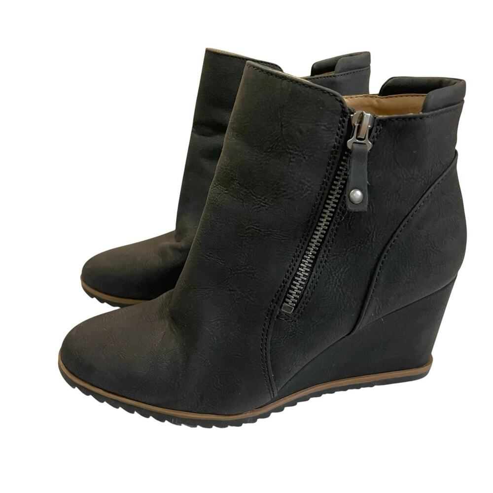 Soul Naturalizer Haley Wedge Ankle Boots 8 Wide Width Black Zip Up Faux Leather